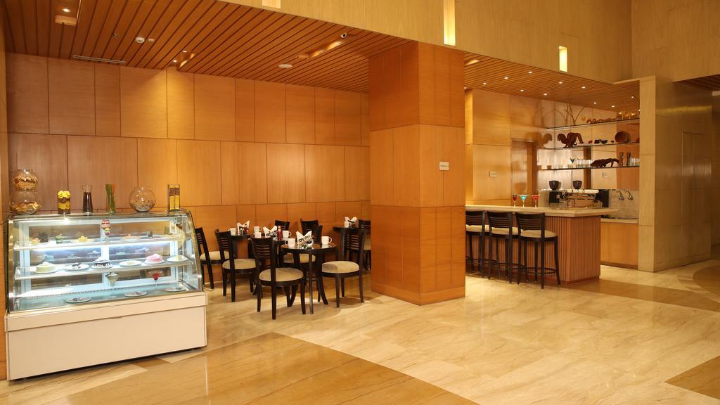 Country Inn & Suites By Radisson, Meerut Bagian luar foto