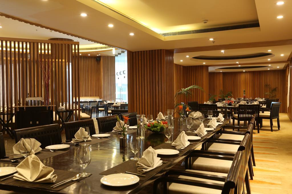Country Inn & Suites By Radisson, Meerut Bagian luar foto