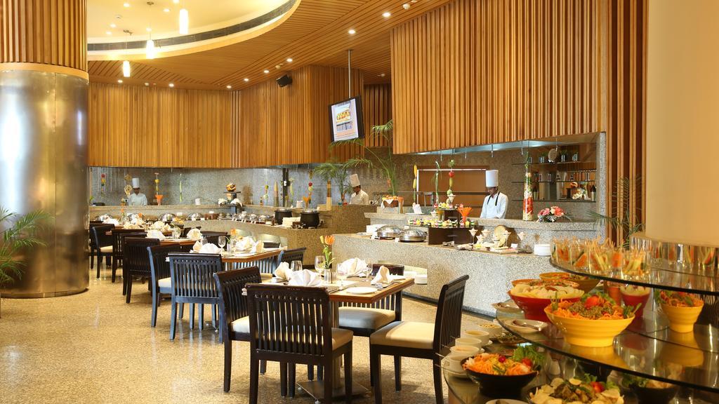 Country Inn & Suites By Radisson, Meerut Bagian luar foto